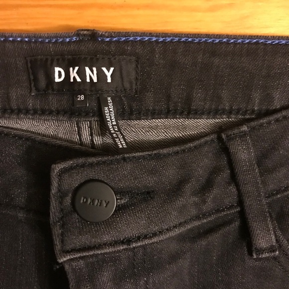 DKNY Black Distressed Skinny Jeans, NWT, 28 - Picture 5 of 14